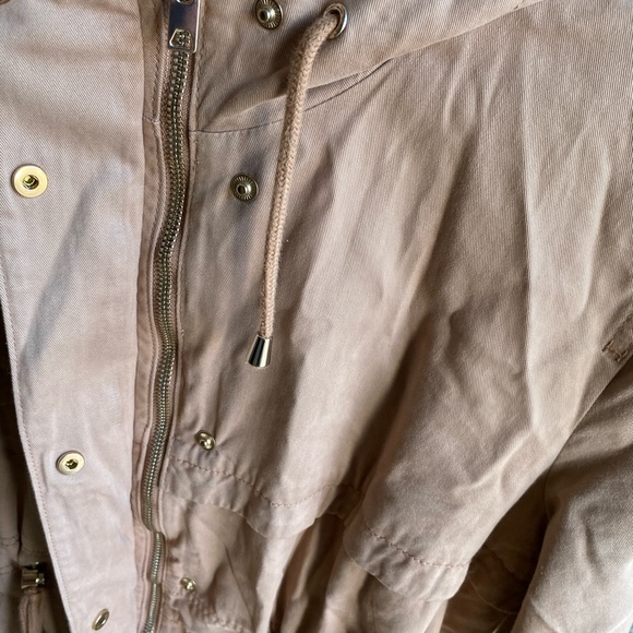 beige fall jacket - Picture 2 of 5